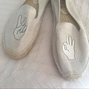 Casual shoes by Madewell